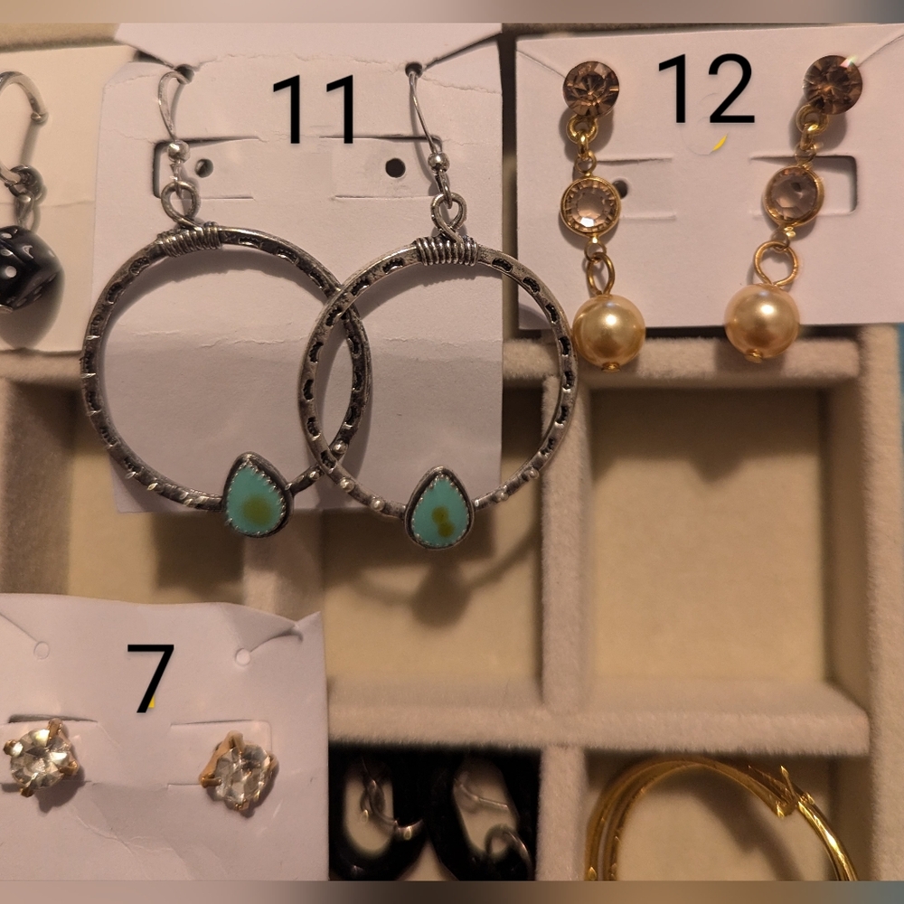 Various New & Vintage Earrings - Picture 12 of 13